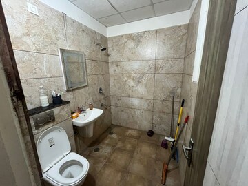Bathroom in 3 BHK Apartment at Highland Park Chandigarh, Bhabat – for Rent