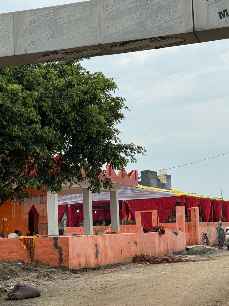 Exterior View, surya-chaman-enclave  108 Sq.Yd. Plot In Iradatpur Urf Rajatpur Greater Noida 8947958