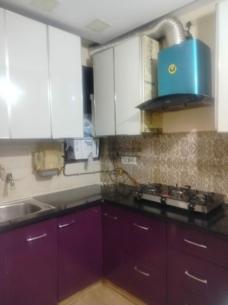 Kitchen, bali nagar 2.5 Bedroom 1000 Sq.Ft. Builder Floor In Bali Nagar Delhi 8947972