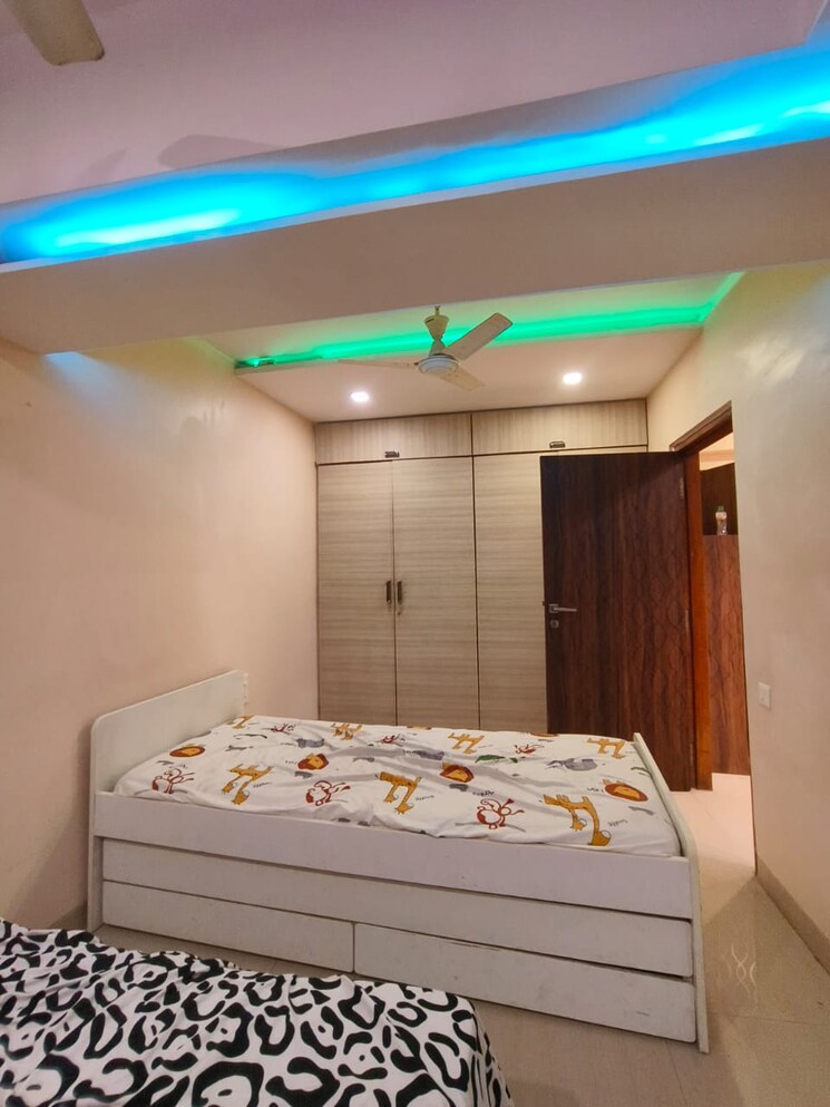 Bedroom, andheri west 2 Bedroom 800 Sq.Ft. Apartment In Andheri West Mumbai 8947974
