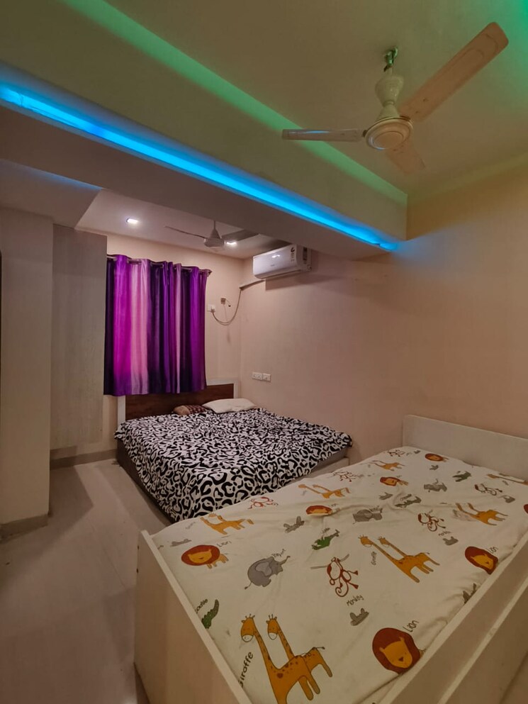 Bedroom, andheri west 2 Bedroom 800 Sq.Ft. Apartment In Andheri West Mumbai 8947974