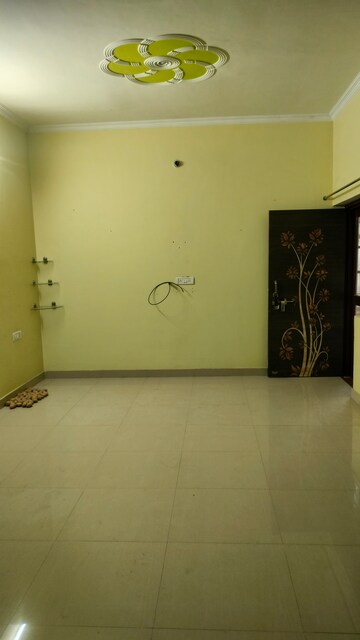 Room in 2 BHK Independent House at Indira Nagar – for Rent