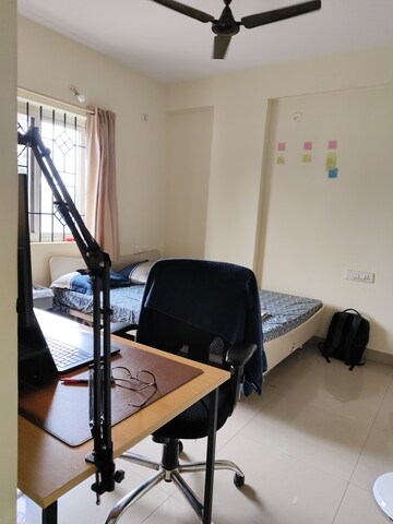 Master Bedroom in 3 BHK Apartment at Halasuru – for Rent