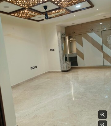 Room in 3 BHK Apartment at Hani Blossom, Shampura – for Rent