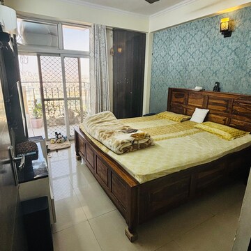 2.5 BHK Apartment For Sale in Nirala Aspire Plaza, Panchsheel Green