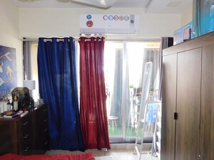 Bedroom in 2 BHK Apartment at Andheri West – for Sale