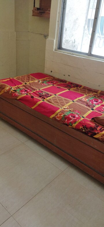 Bedroom in 1 BHK Apartment at Green Fields Apartment, Andheri East – for Rent