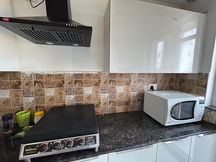 Kitchen, international airport road 3 Bedroom 2250 Sq.Ft. Apartment In International Airport Road Zirakpur 8947997