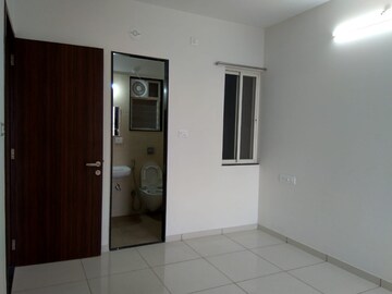 Master Bedroom in 2 BHK Apartment at VJ YashOne Infinitee, Tathawade – for Sale