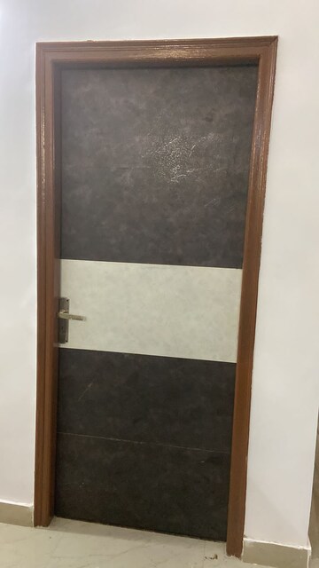 Furnished Amenities in 3 BHK Apartment at Surya Towers Zirakpur, Lohgarh – for Rent