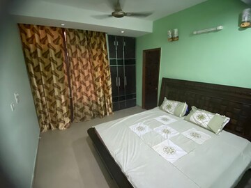 Bedroom in 3 BHK Apartment at Surya Towers Zirakpur, Lohgarh – for Rent