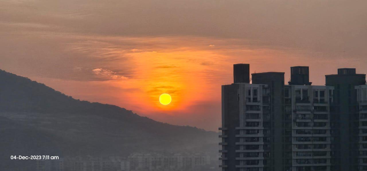 2 BHK + Extra Room Apartment For Rent in JP Decks