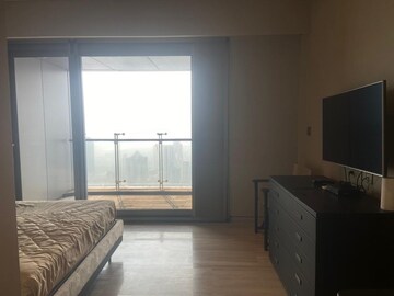 Room in 3 BHK Apartment at Lodha World Crest, Worli – for Sale