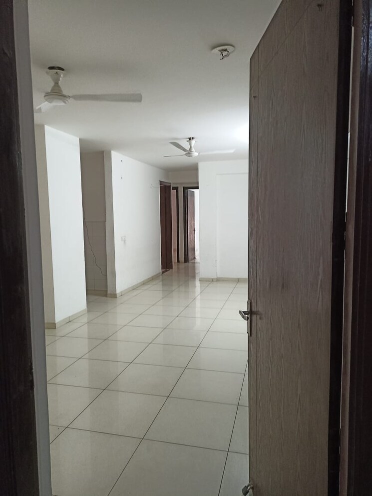 Room, motia-citi-royal-business-park 3 Bedroom 1460 Sq.Ft. Apartment In Ambala Highway Zirakpur 8948038