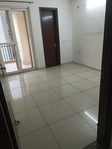 Bathroom in 3 BHK Apartment at Motia Citi Royal Business Park, Ambala Highway – for Rent