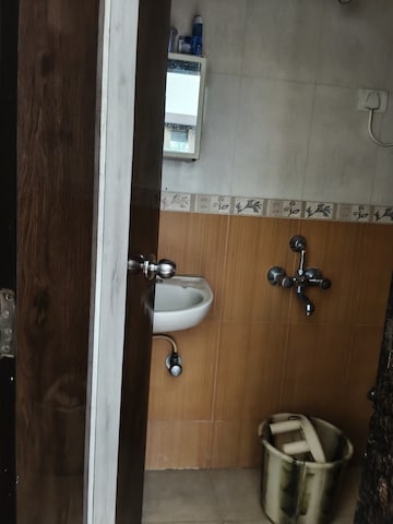 Bathroom in  Pg at Vakola – for Rent