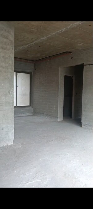 Room in 3 BHK Apartment at RA Residences, Dadar East – for Sale