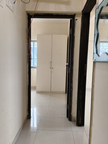 Master Bedroom in 2 BHK Apartment at Krishna Galaxy Santacruz, Santacruz East – for Rent