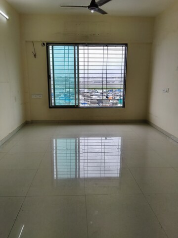 Master Bedroom in 2 BHK Apartment at Krishna Galaxy Santacruz, Santacruz East – for Rent