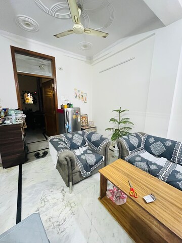 Master Bedroom in 2 BHK Builder Floor at Sector 40 – for Rent