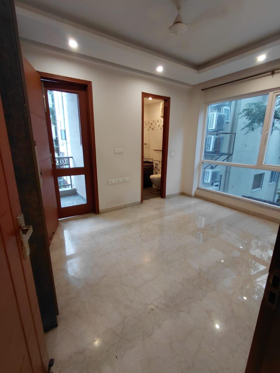 2 BHK Builder Floor For Rent in Kalkaji