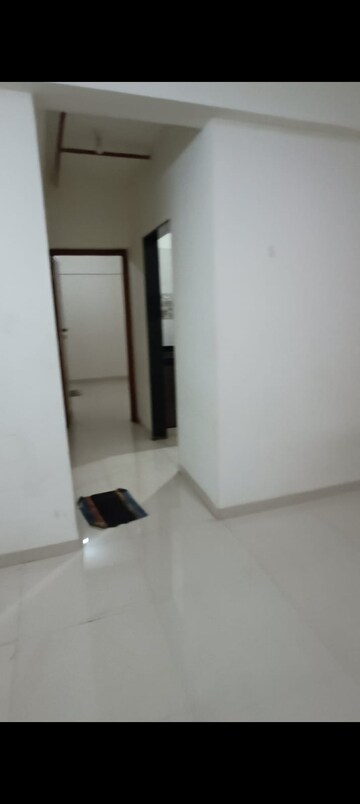 Room in 1 BHK Apartment at Swaroop Residency, Ghatkopar East – for Rent