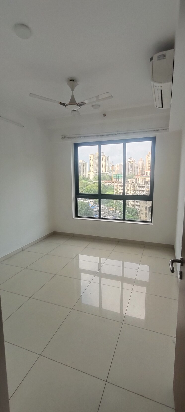 Room, shapoorji-pallonji-vicinia 3 Bedroom 1068 Sq.Ft. Apartment In Powai Mumbai 8948077