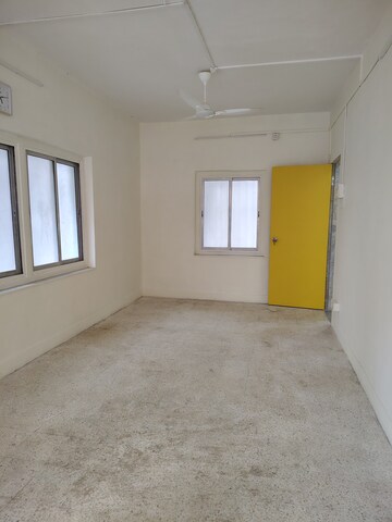 1 BHK Apartment For Rent in Bharati Niwas, Santacruz West
