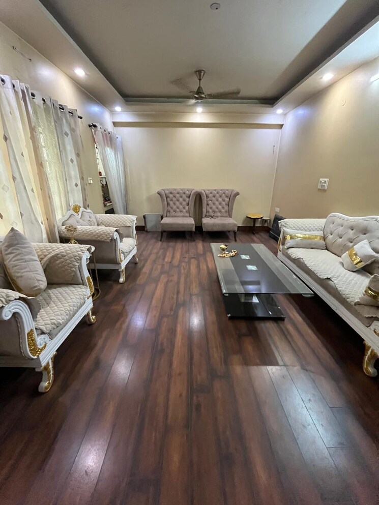 Kitchen, navbharat-apartments 3 Bedroom 1500 Sq.Ft. Apartment In Paschim Vihar Delhi 8948102