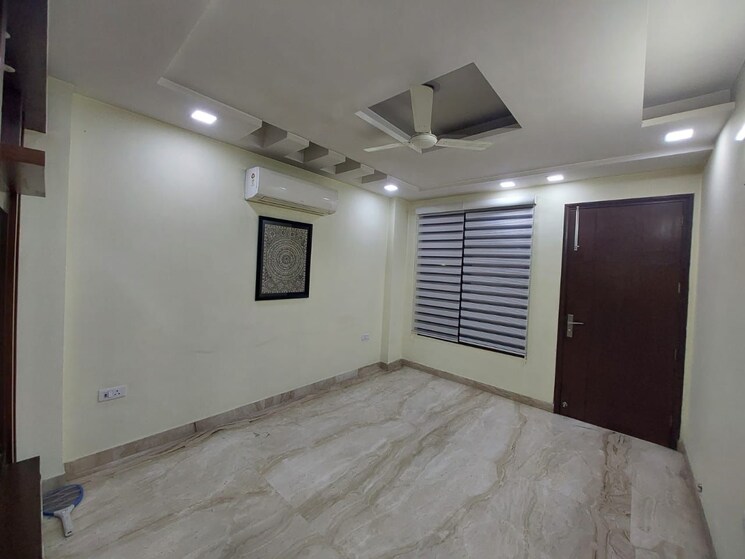 Room, navbharat-apartments 3 Bedroom 1500 Sq.Ft. Apartment In Paschim Vihar Delhi 8948102