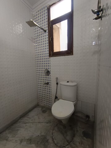 Bathroom in 3 BHK Apartment at Priyadarshni Apartments, Paschim Vihar – for Rent
