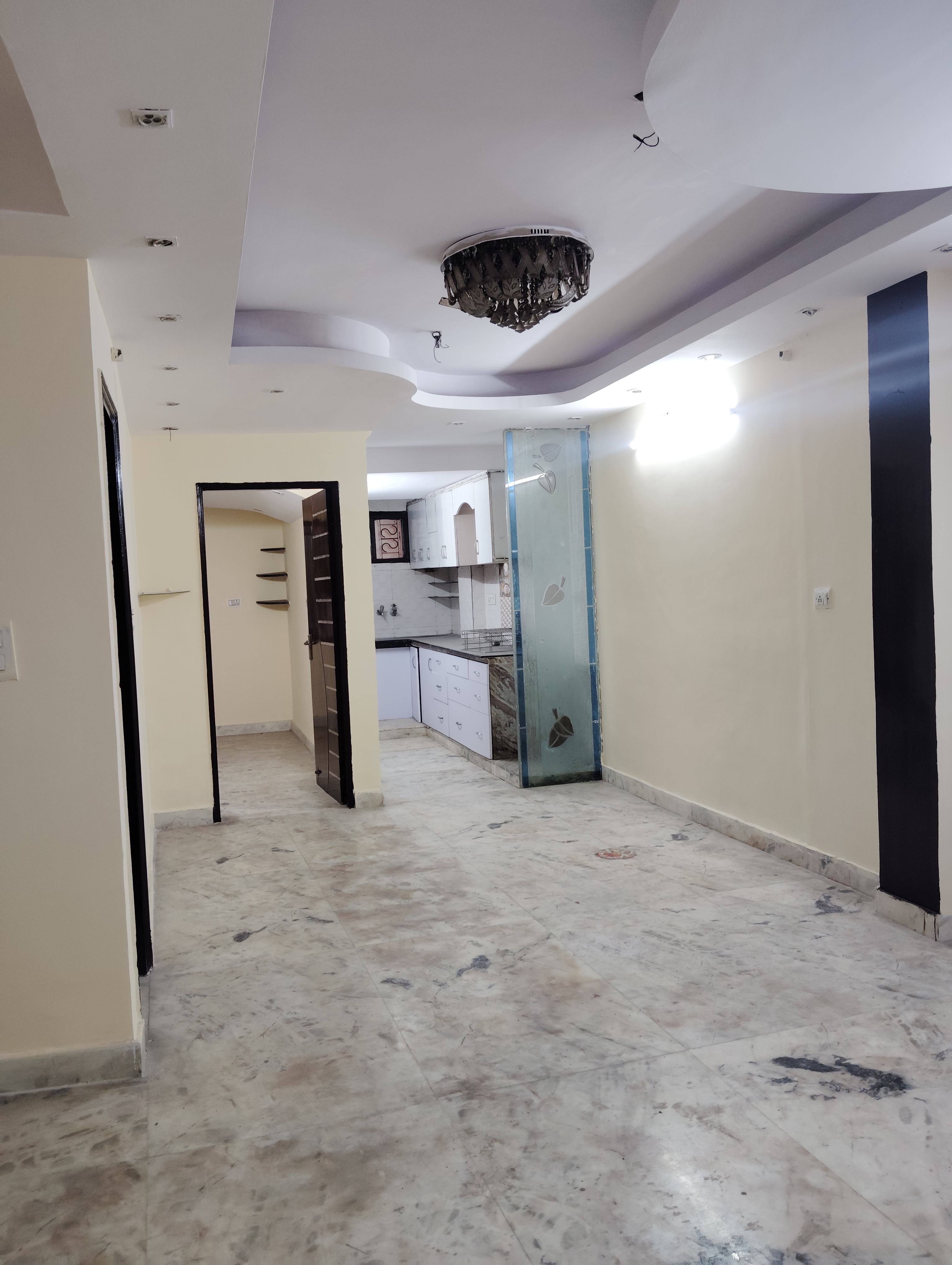 2 BHK + Pooja Room Apartment For Rent in Madhur Apartment