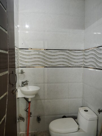 Bathroom in 2 BHK Apartment at Madhur Apartment, Paschim Vihar – for Rent