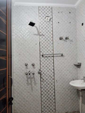 Bathroom in 2 BHK Apartment at Madhur Apartment, Paschim Vihar – for Rent