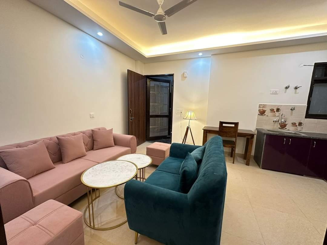 3 BHK 1700 Sq.Ft. Apartment in Lotus Panache