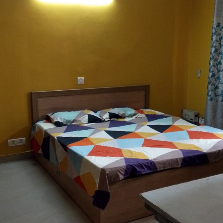 Bedroom, sector 27 5 Bedroom 123 Sq.Mt. Independent House In Sector 27 Noida 8948157