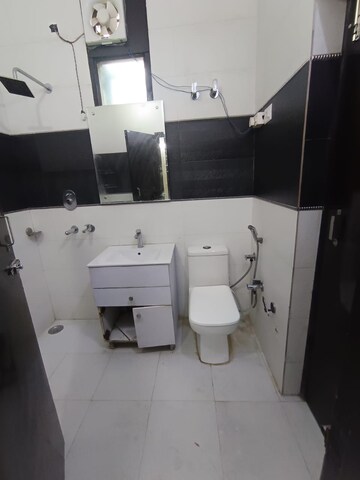 Master Bedroom in 3 BHK Apartment at Navbharat Apartments, Paschim Vihar – for Rent