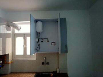 2 BHK Apartment For Rent in Pyramid Elite, Sector 86