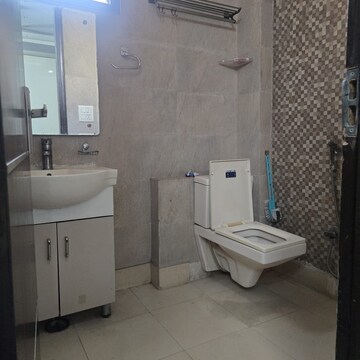 Bathroom in 2.5 BHK Apartment at Madhur Apartment, Paschim Vihar – for Rent