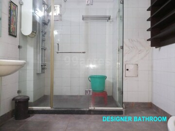 Attached Bathroom in 4 BHK Apartment at Rajendra Nagar – for Sale
