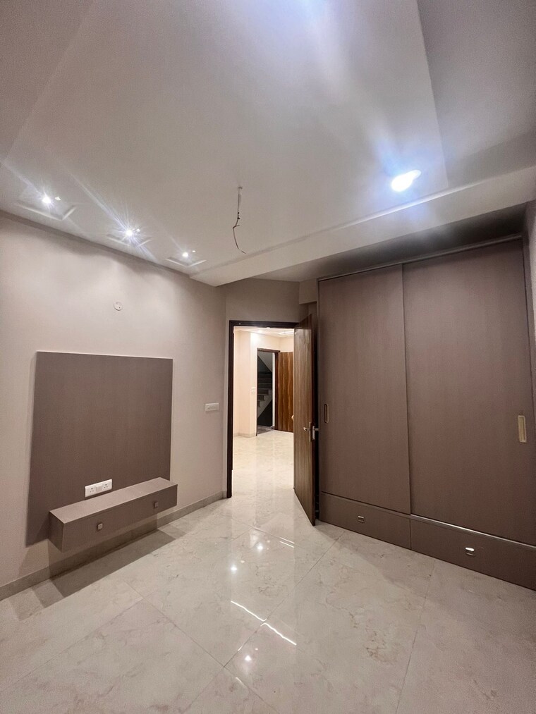 Room, dhakoli 3 Bedroom 115 Sq.Ft. Apartment In Dhakoli Zirakpur 8948188