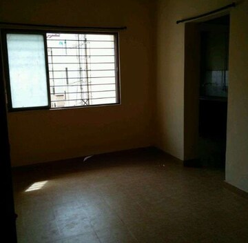 Room in 1 BHK Apartment at Kanchan Pushp Society, Ghodbunder Road – for Rent