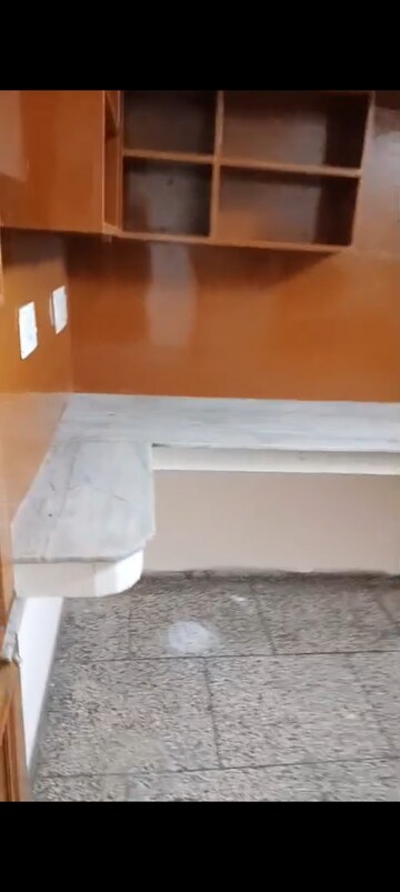 Bedroom in 2 BHK Builder Floor at Sector 42 – for Rent