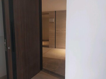 Room in 3 BHK Apartment at Lodha World View, Worli – for Sale