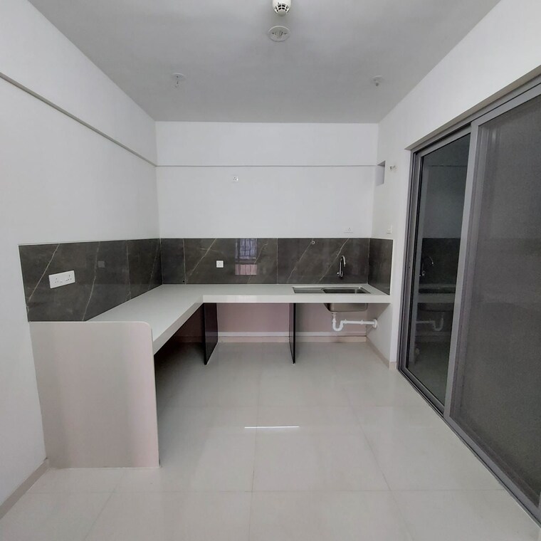 Kitchen, kolte-patil-western-avenue 3 Bedroom 1500 Sq.Ft. Apartment In Bhagwan Nagar Pune 8948235