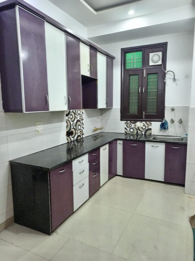 Kitchen, rajendra nagar 4 Bedroom 1800 Sq.Ft. Apartment In Rajendra Nagar Ghaziabad 8948327