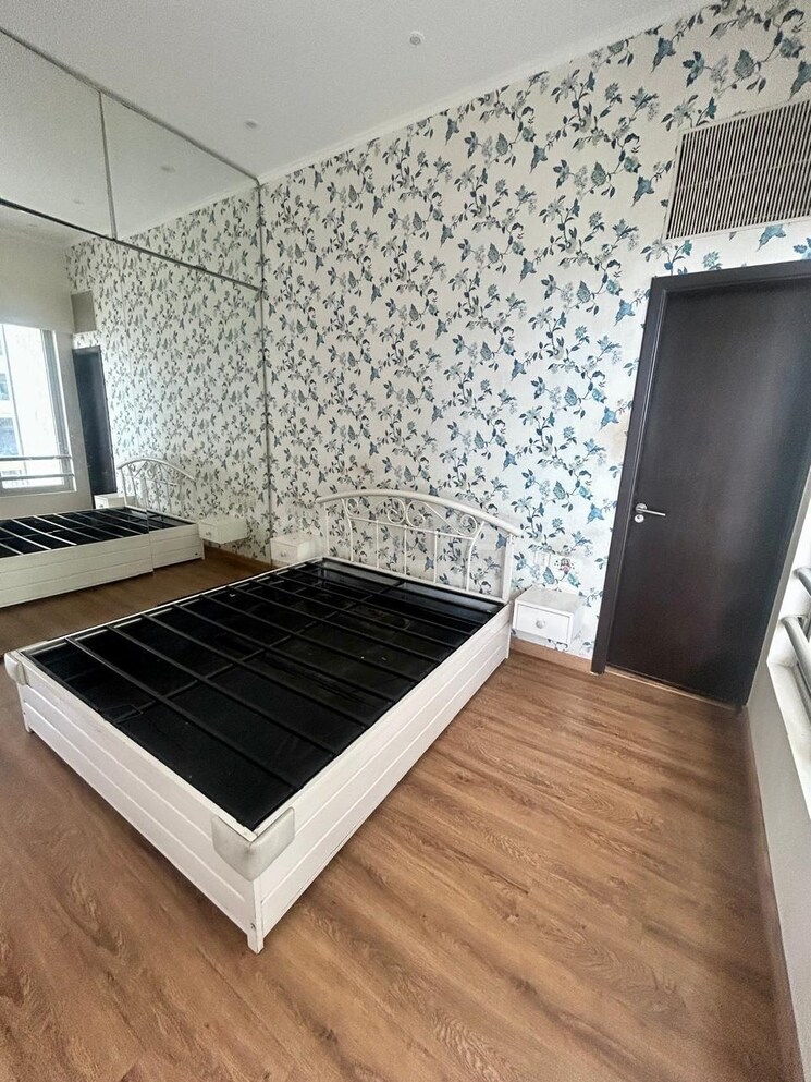 Team Area, lodha-bellissimo 3 Bedroom 1740 Sq.Ft. Apartment In Mahalaxmi Mumbai 8948236