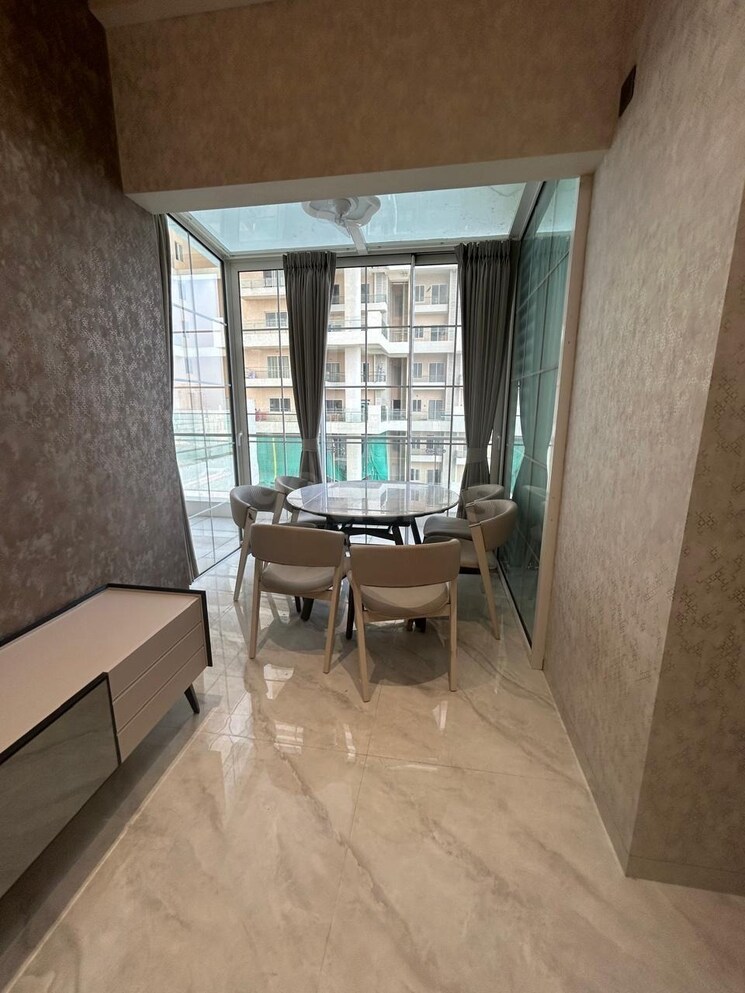  Parking, indiabulls-sky-forest 3 Bedroom 2208 Sq.Ft. Apartment In Lower Parel Mumbai 8948269