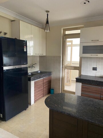 Kitchen in 4 BHK Apartment at Emerald Green, Sector 52 – for Rent
