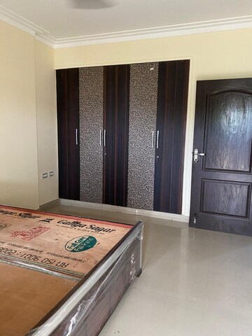 Bedroom in 4 BHK Apartment at Emerald Green, Sector 52 – for Rent